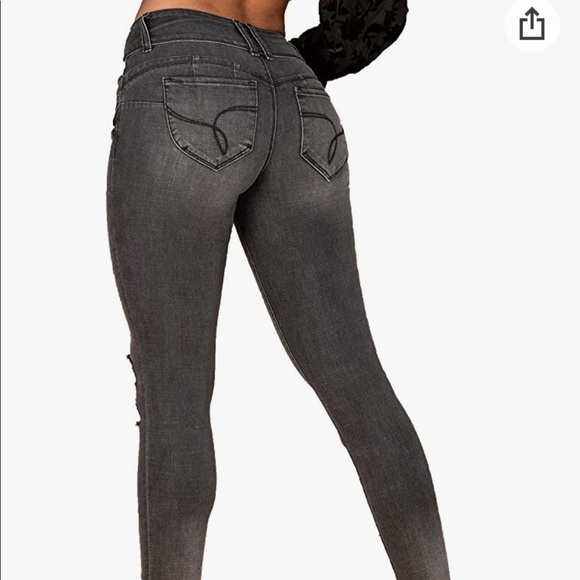 EUC Black Skinny Jeans - Stretchy! - Picture 2 of 14